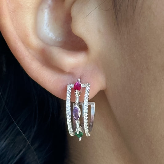 Argola Tríade em Prata 925 com Cravejado de Zircônias Coloridas