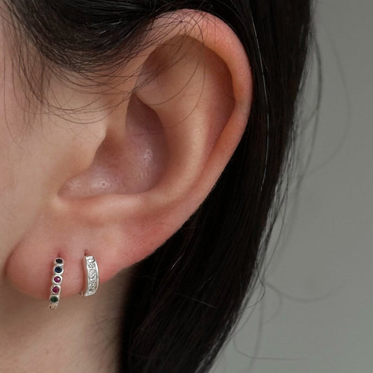 Argola Bolinhas 8mm em Prata 925 com Cravejado de Zircônias