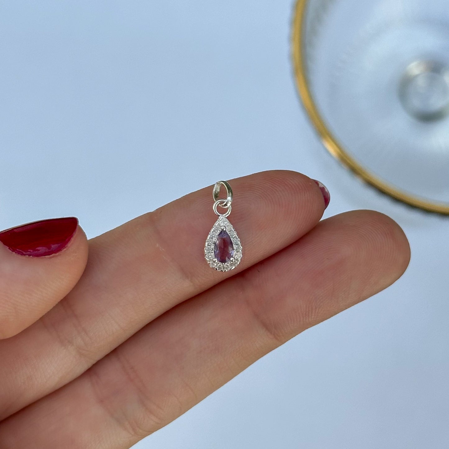 Pingente Gota Elegance Lilás em Prata 925 Cravejado de Zircônias