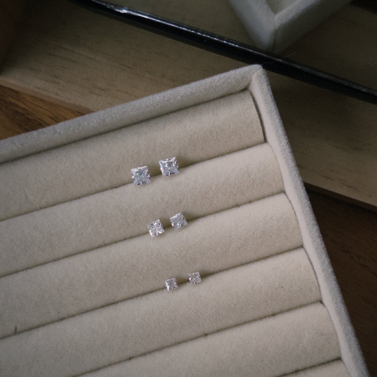 Trio Brinco Ponto de Luz Quadrado em Prata 925