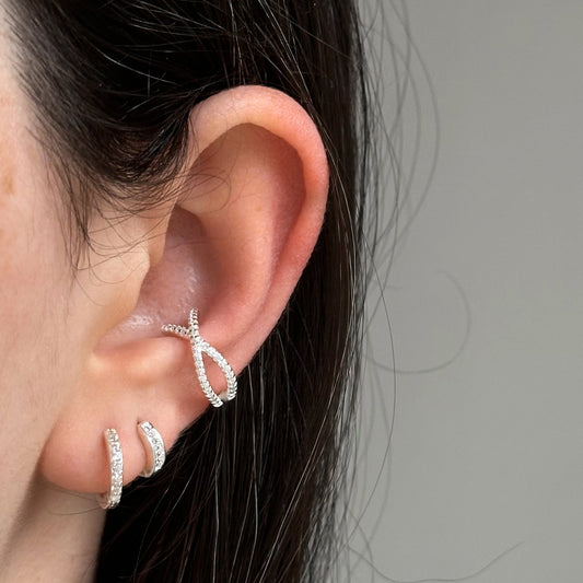 Piercing Fake Cruzado em Prata 925 com Cravejado Zircônia