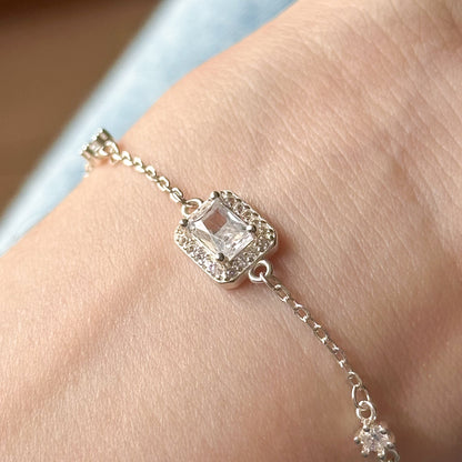 Pulseira Luar em Prata 925 Cravejado de Zircônias